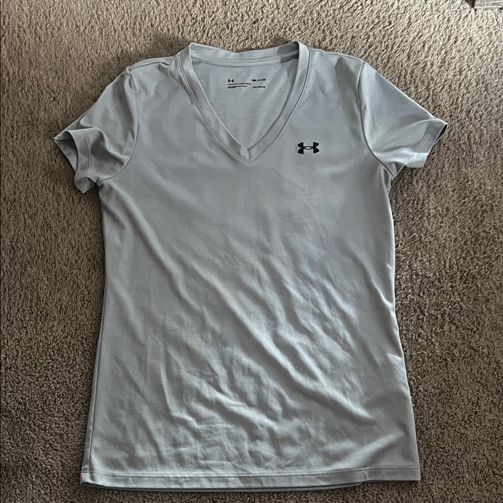 Under Armour Women's Light Gray V-Neck Tee